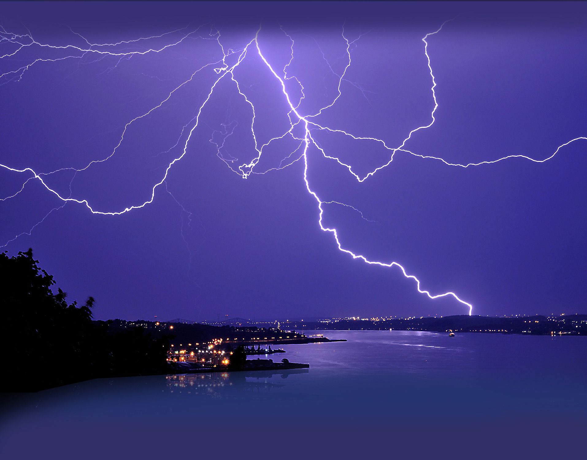 خانه ای امن برای شما